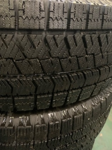 175/65R14 スタッどレスタイヤVRX2 8分山
