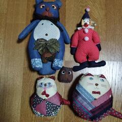ハンドメイド　布小物　たぬき　ピエロ　ネコ2匹　フクロウ