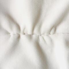 ビーズクッション たまごの画像