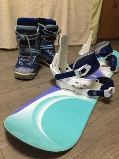 KIDSスノーボード3点セット Equal SNOW BOARDS 119㎝　SALOMONビンディング　AIR WALKブーツUSM