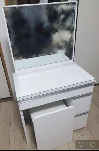 シンプル＆多機能ドレッサー　一面鏡　ホワイト　2口コンセント　マーチ