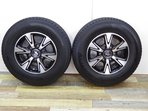綺麗な　ハイエース　ホイル付スタットレス４本　195/80/R15　ヨコハマ　2020年