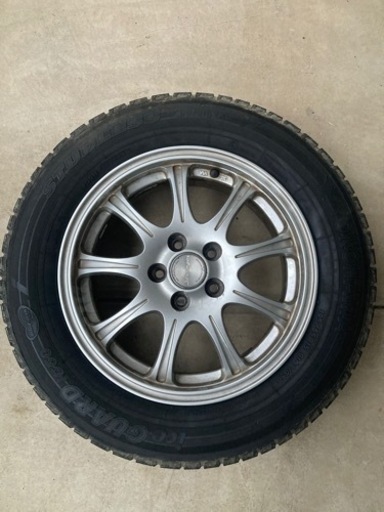 スタッドレスタイヤ