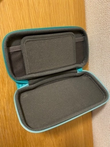 任天堂　Switch light 値下げしました　取引中