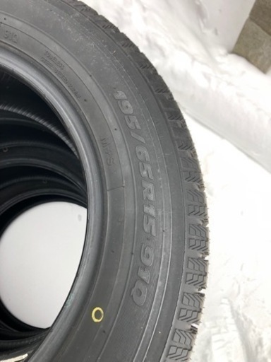 スタッドレス　TOYO GARIT G5 195 65 15