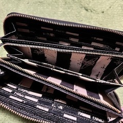 ヴィヴィアン 長財布の画像