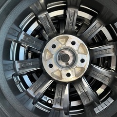 スタッドレス タイヤ プリウス