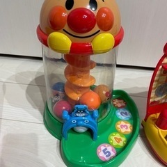 相手が決まりました！服かけ　ブラウン&アンパンマンパセットの画像