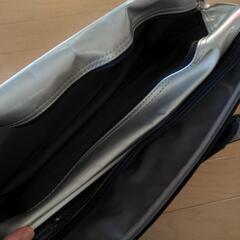 adidas　エナメルバッグ　¥2000→¥1300の画像