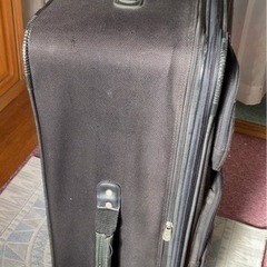 大容量スーツケース レザータイプの画像