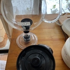 ボダム バキュームコーヒーメーカー 電気サイフォン式＋予備部品2点付きの画像