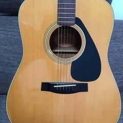 茶色　ギター　🎸の画像