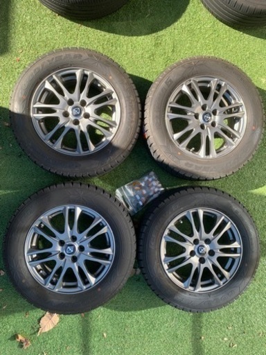 195/65r15 スタッドレスタイヤホイール　4本セット