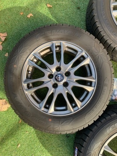 195/65r15 スタッドレスタイヤホイール　4本セット