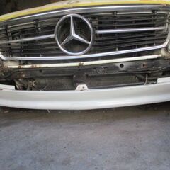 ベンツ―107-AMGフロントスポイラー本物のAMG製品ですの画像