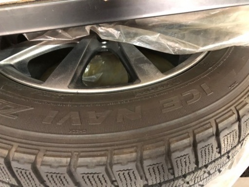 スタッドレスタイヤホイール205/60R16 4本