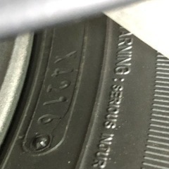 スタッドレスタイヤホイール205/60R16 4本の画像