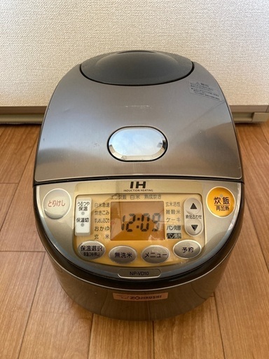 お取引中　象印　炊飯器　5合炊き　 NP-VD10 2014年製