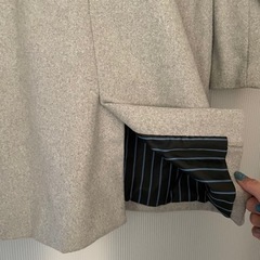 チェスターコート　　人気のグレーの画像