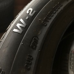 185/55R16 スタッドレスタイヤ冬タイヤの画像