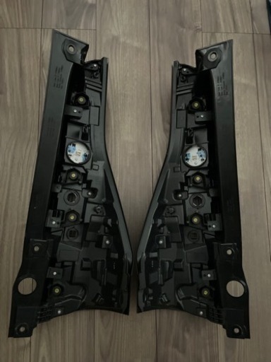 セレナ ハイウェイスター C27 後期 純正 テールランプ 【 KOITO 220-23786 】