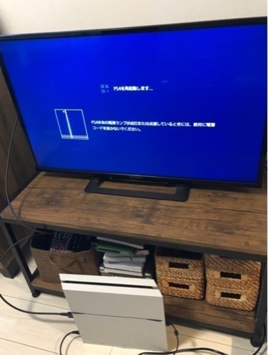 PS4 プレステ4 白　ホワイト　初期化中