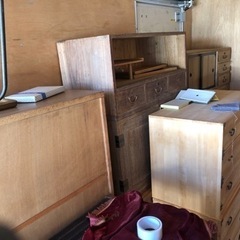 年代物のタンス、レトロなオルガン無料で差し上げます。