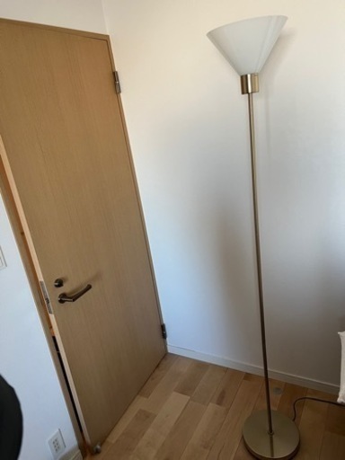 [取引中]IKEA  フロアアップライト