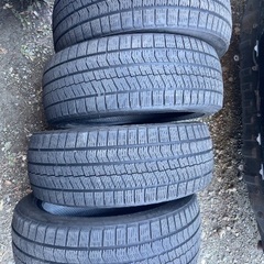 2017年製！スタッドレス4本！225/45R18