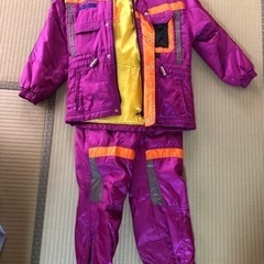 子供スキーウェアー
