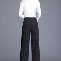 新品未使用ダウンパンツの画像