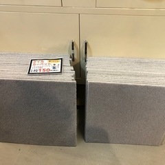 売り切れ🙏 残り28枚 ふわふわタイルカーペット入荷しました！😊...