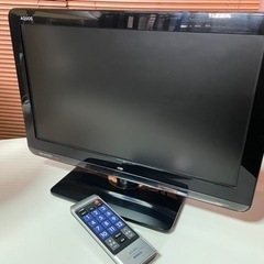 ●シャープ 19型液晶カラーテレビ AQUOS ●2010年製
