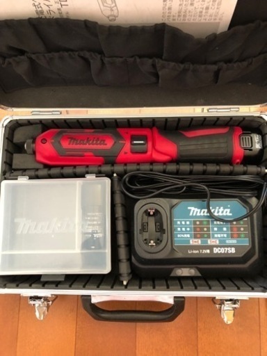マキタ　ペン　インパクトドライバ  セット　おまけ　タイヤチェーン