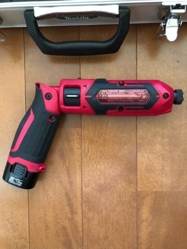 マキタ　ペン　インパクトドライバ  セット　おまけ　タイヤチェーン