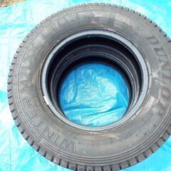 2021年製造　9分山位　中古　2本セット スタッドレスタイヤ 195/85R16 114/112L ダンロップ ウインターマックス LT03M バン トラック　4本ありの画像