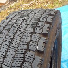 2020年製造 スタッドレスタイヤ ミシュラン XDW アイスグリップ 225/80R17.5 123/122 LT 2本セット 4本 8本セットも可能 バン トラック用 4トントラックなどにの画像