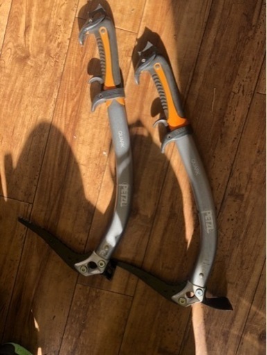 アイスクライミング　ピッケル