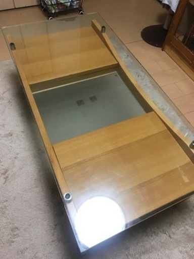 ガラステーブル