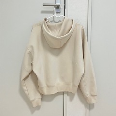 ユニクロ ドライスウェットパーカーの画像