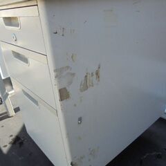 事務机と椅子中古品の画像