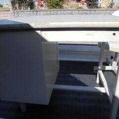 事務机と椅子中古品の画像