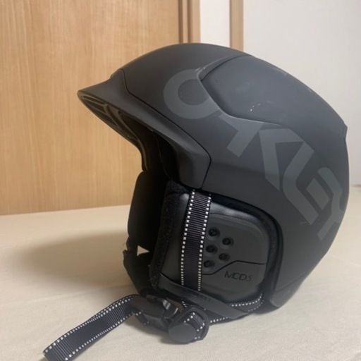 OAKLEY ヘルメット