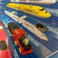 プラレール弁当箱セットの画像