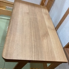 飛騨産業の学習机の画像