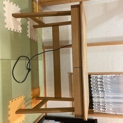 飛騨産業の学習机の画像