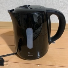 電気ケトルの画像