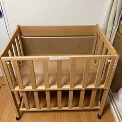 ベビーベッド　美品　石崎家具　ミニサイズ　デスクにも