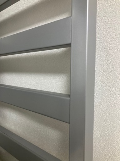 つっぱりミラー突っ張りミラー 全身鏡 つっぱり鏡 60cm 伸縮 壁掛け 姿見 ラダーラック 棚（ミラー付パーティション 幅60センチ）