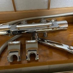 【浴室水栓セット】浴室水栓と壁付サーモスタット混合水栓 の画像